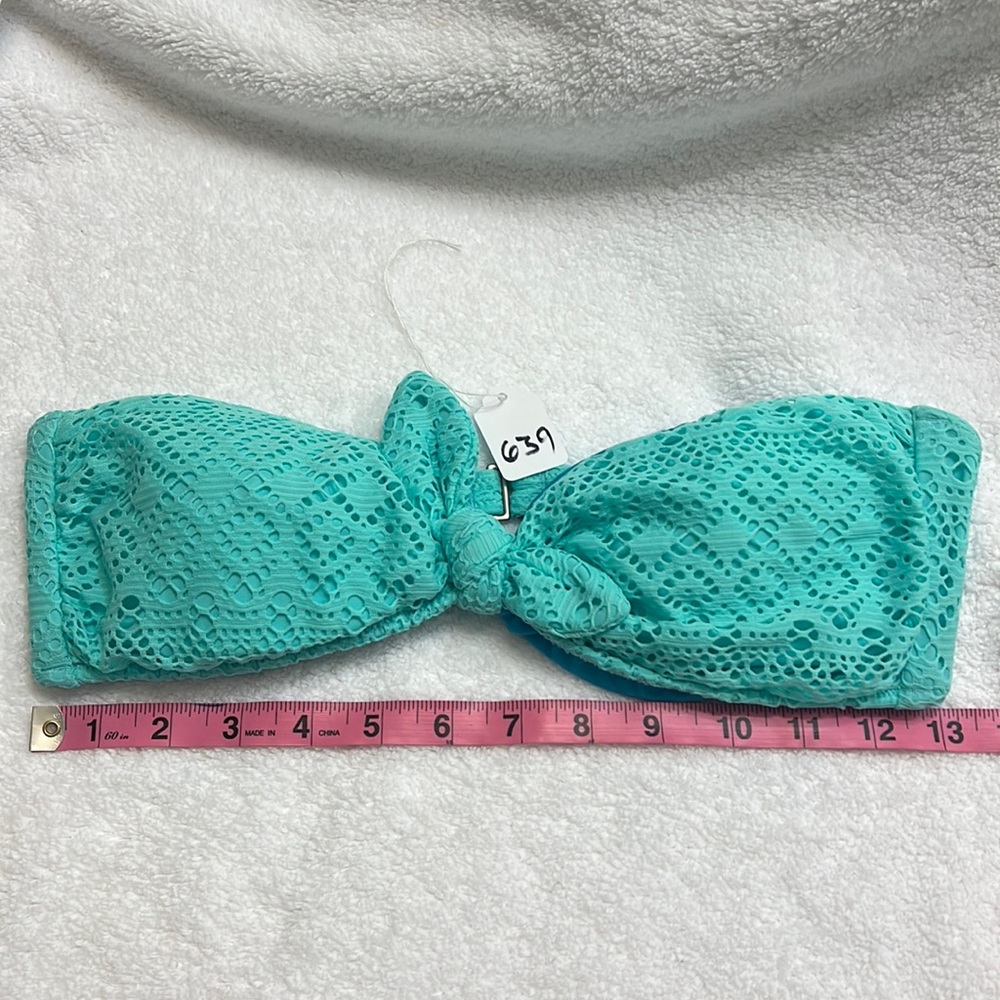 EUC VICTORIA’S SECRET BIKINI TOP SIZE L